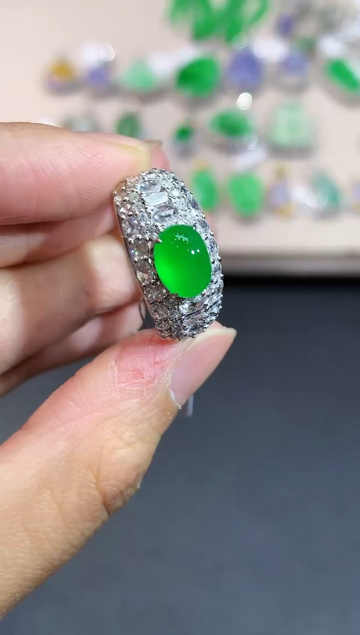 翡翠戒指18K金镶嵌LY2511多样性发其一