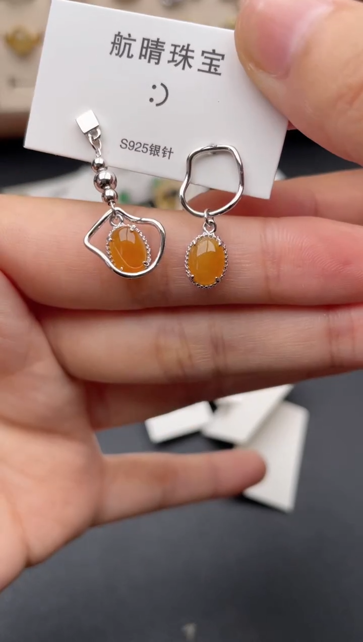 翡翠戒指银S925镶嵌一物一证一礼盒