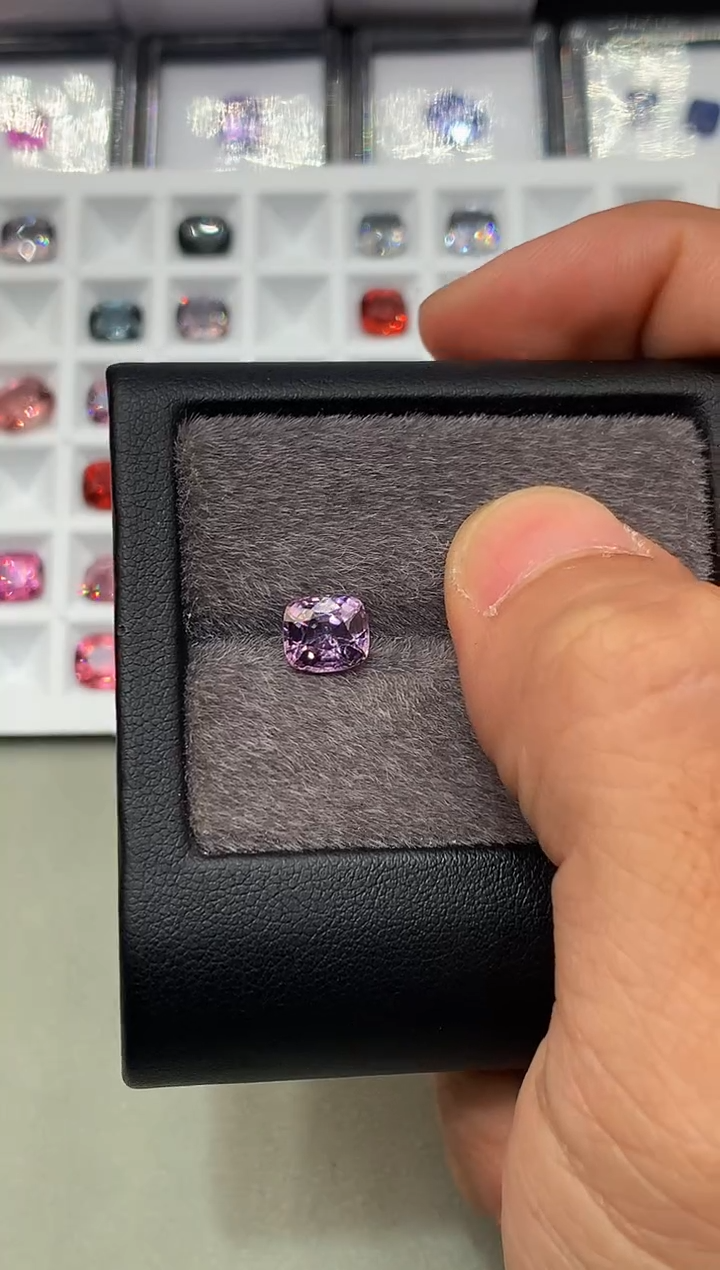 【闪购商品】定制尖晶石裸石未镶嵌枕型 紫色调尖晶石 1.86ct
