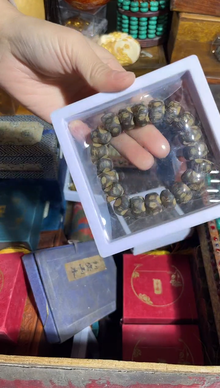 【闪购商品】滴血莲花菩提吊坠1