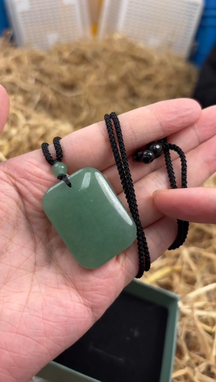 未镶嵌手镯石英质玉无事牌