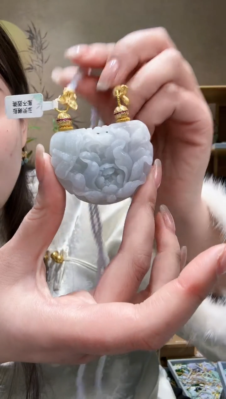 【闪购商品】翡翠颈饰未镶嵌吊坠