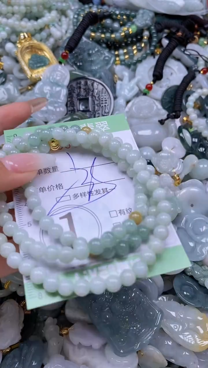 【闪购商品】翡翠未镶嵌颈饰闪购0066972多样性发其一