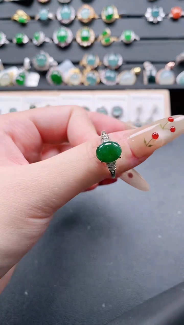 【闪购商品】翡翠戒指银S925镶嵌11111111
