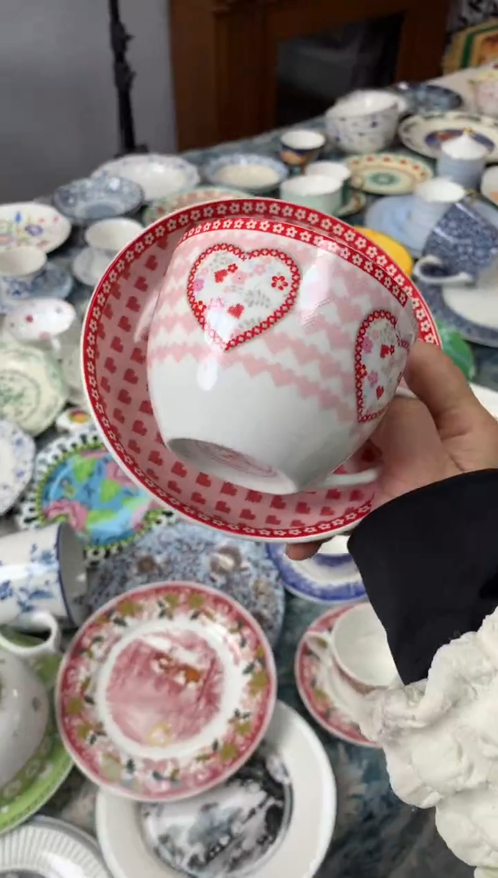 【闪购商品】瓷片陶瓷原单CC931餐具1个