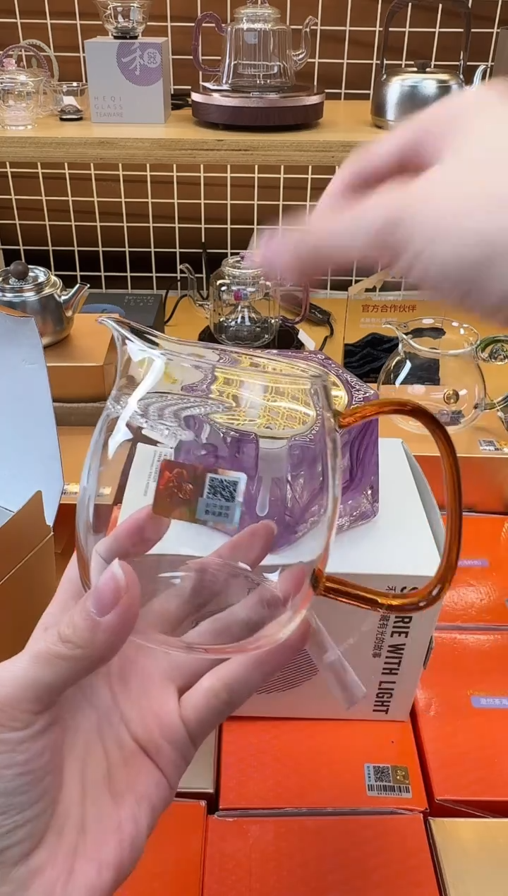 @@禾器晶彩泰然月牙琥珀