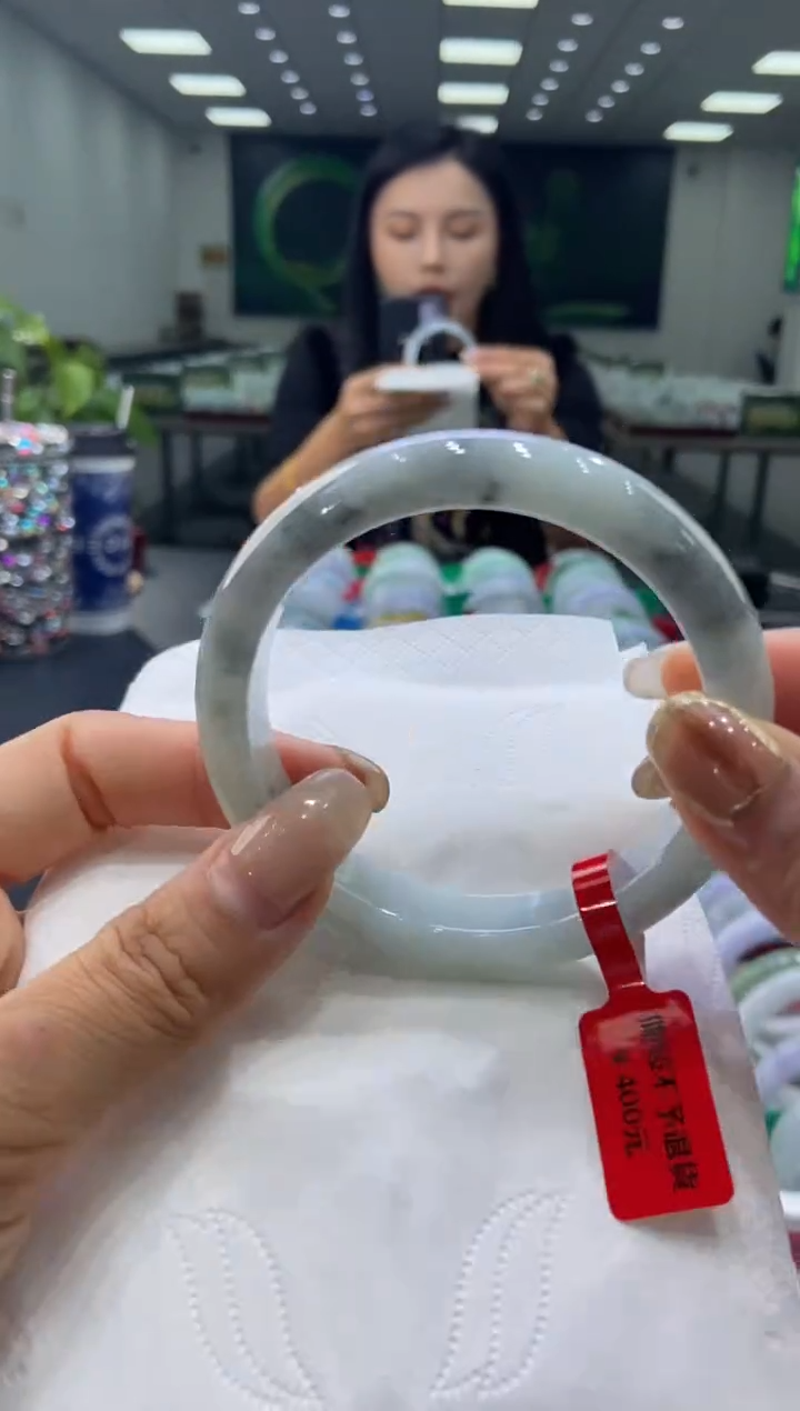 未镶嵌手镯翡翠00008408