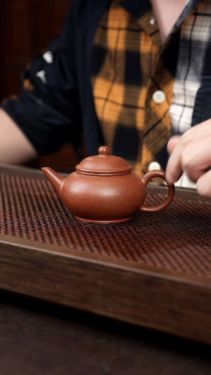 茶壶紫砂红降坡水平