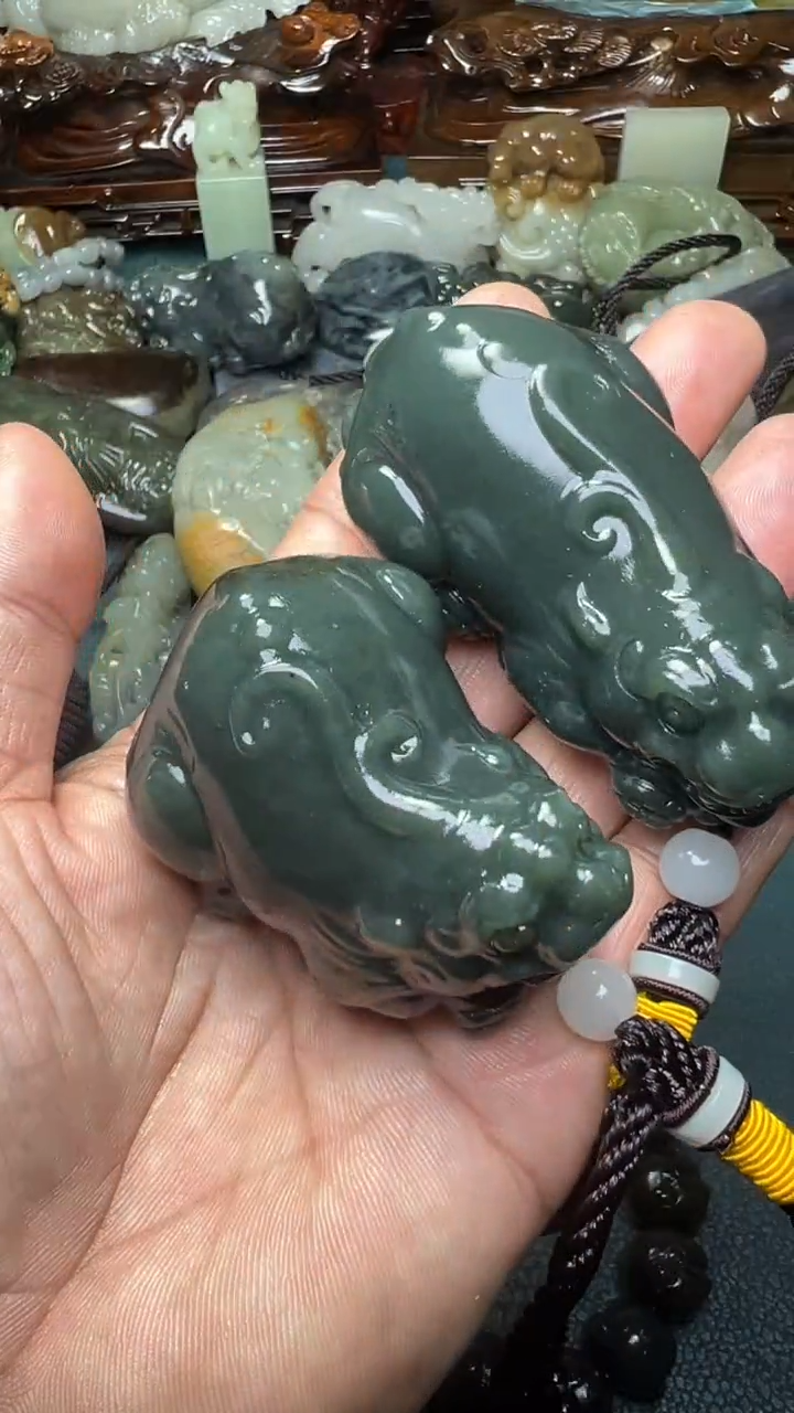 未镶嵌和田玉把件2