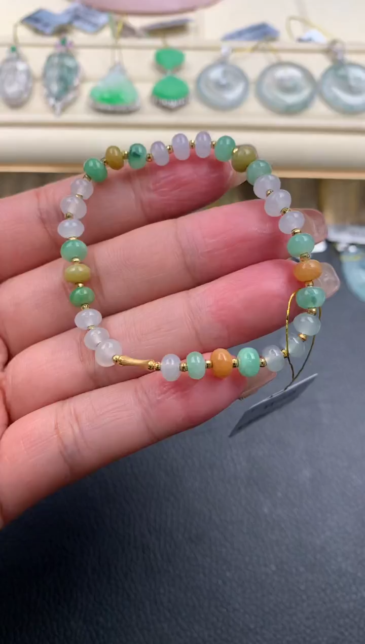 【闪购商品】翡翠手串18K金镶嵌D762      