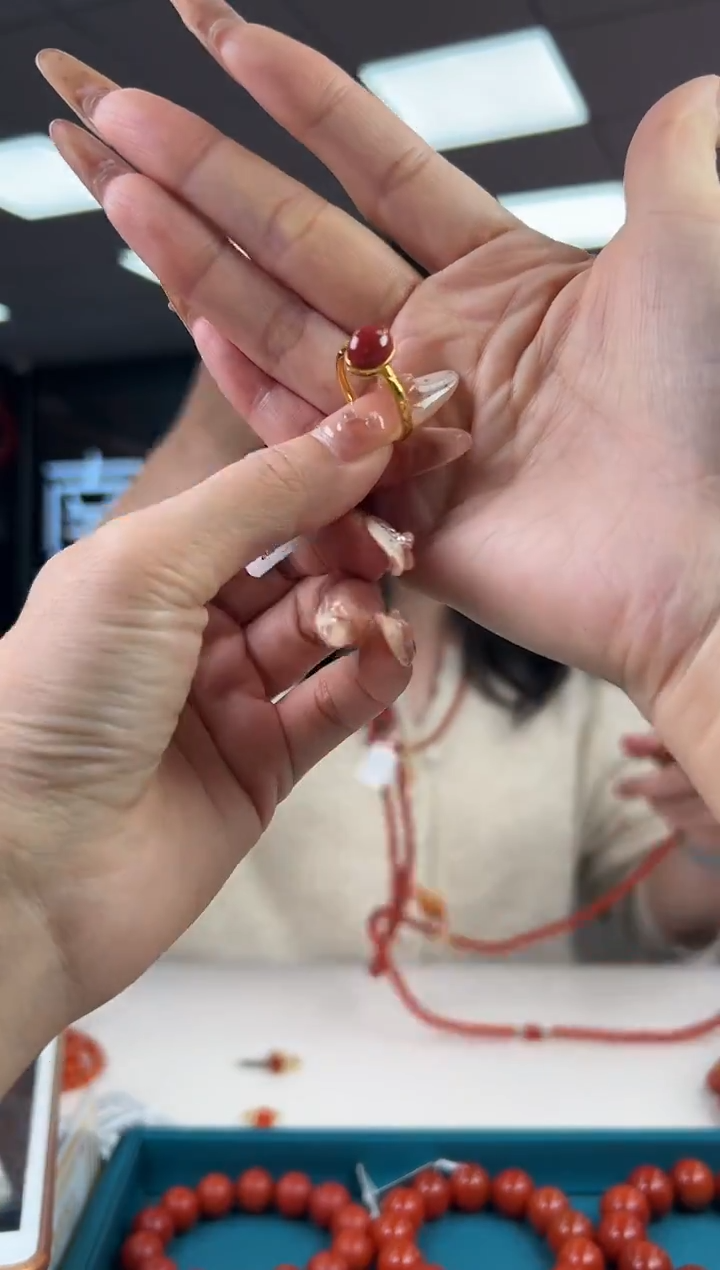 18K金镶嵌戒指南红玛瑙12.24-（多样发其一）