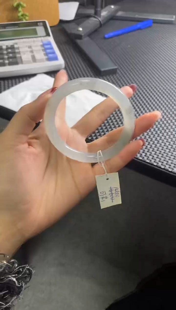 【闪购商品】翡翠手镯未镶嵌手镯