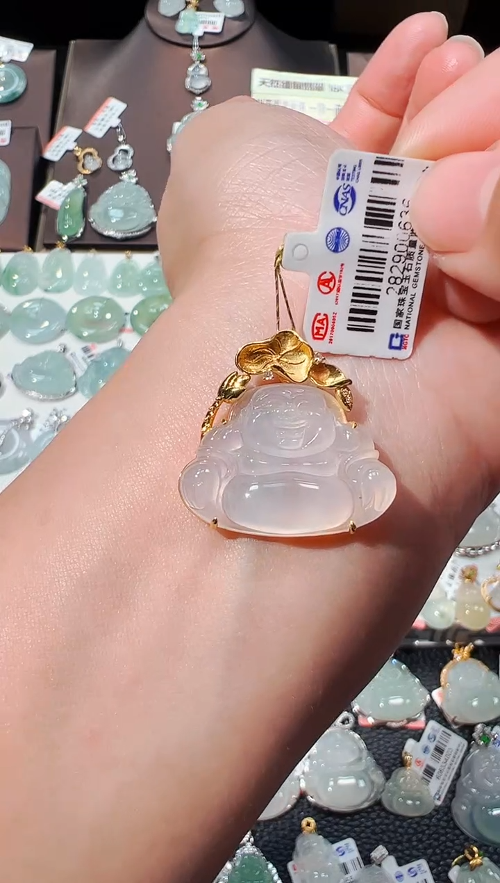 【闪购商品】翡翠吊坠(不含链)18K金镶嵌佛公吊坠636