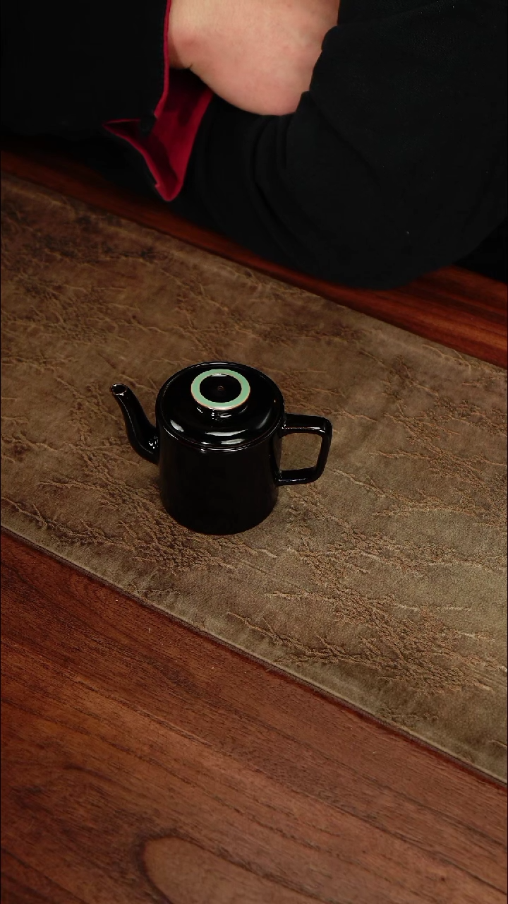 【闪购商品】【览古雅韵】乌金壶