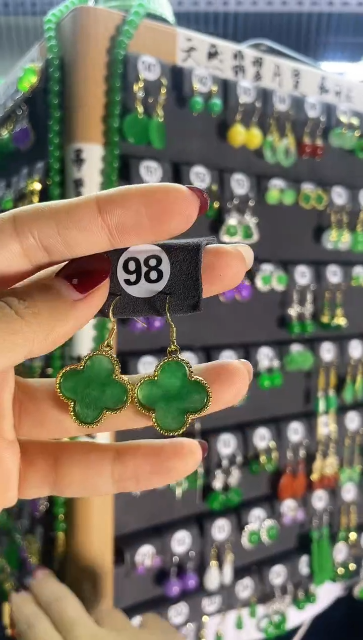 【闪购商品】翡翠耳饰银S925镶嵌98...