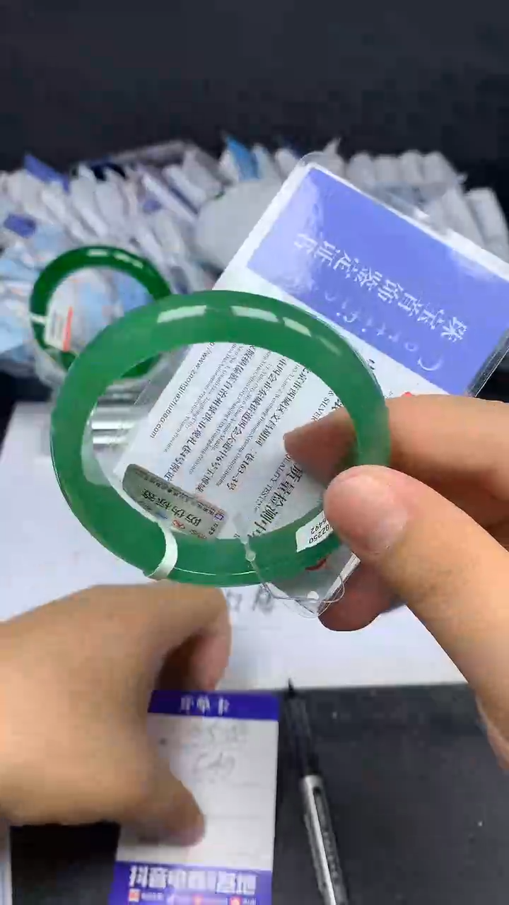 时尚缅甸冰透美人镯实物以直播间为准A92