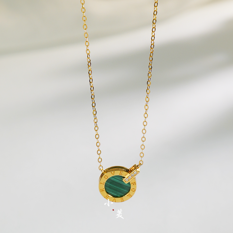 18K金孔雀石钻石蝴蝶圆饼套链项链（多样性发）Z1138