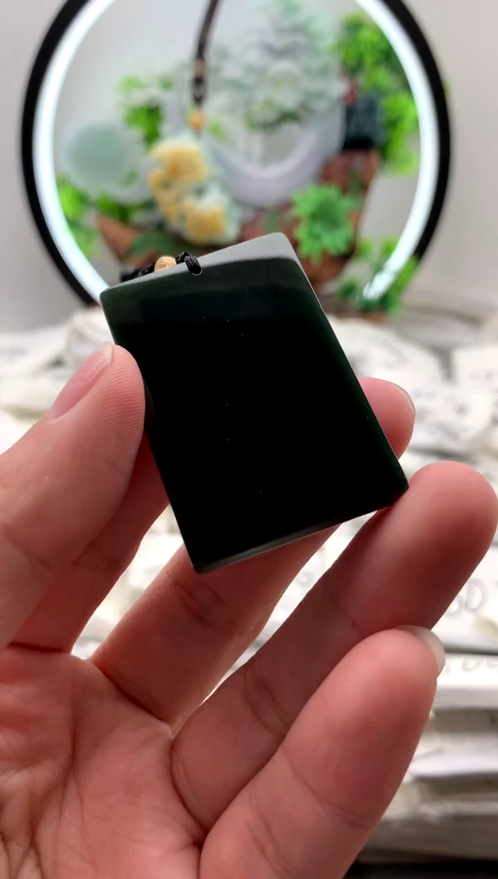 【闪购商品】和田玉颈饰未镶嵌无事牌