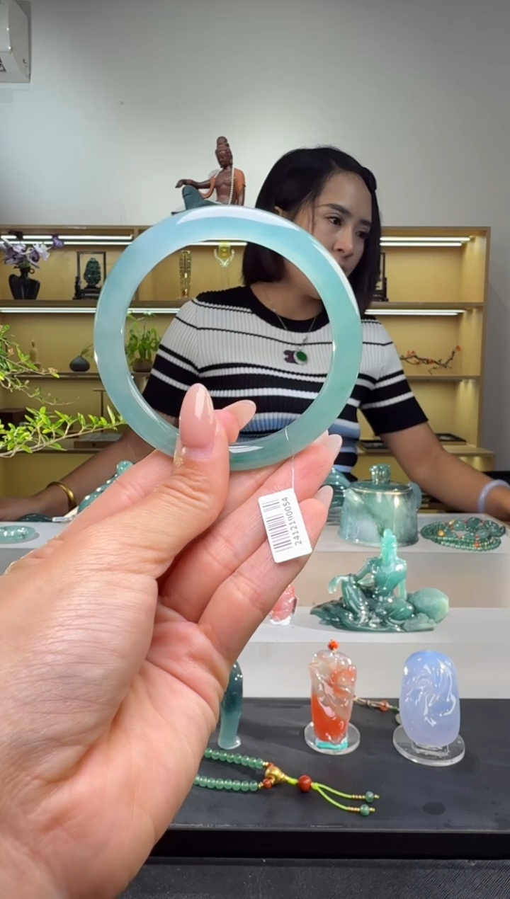 未镶嵌手镯翡翠57圈