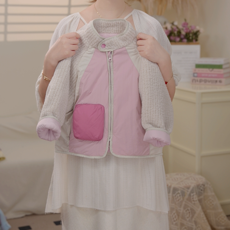 【现货】2025冬季女童时尚拼接颗粒羔羔毛棉服外套241018D