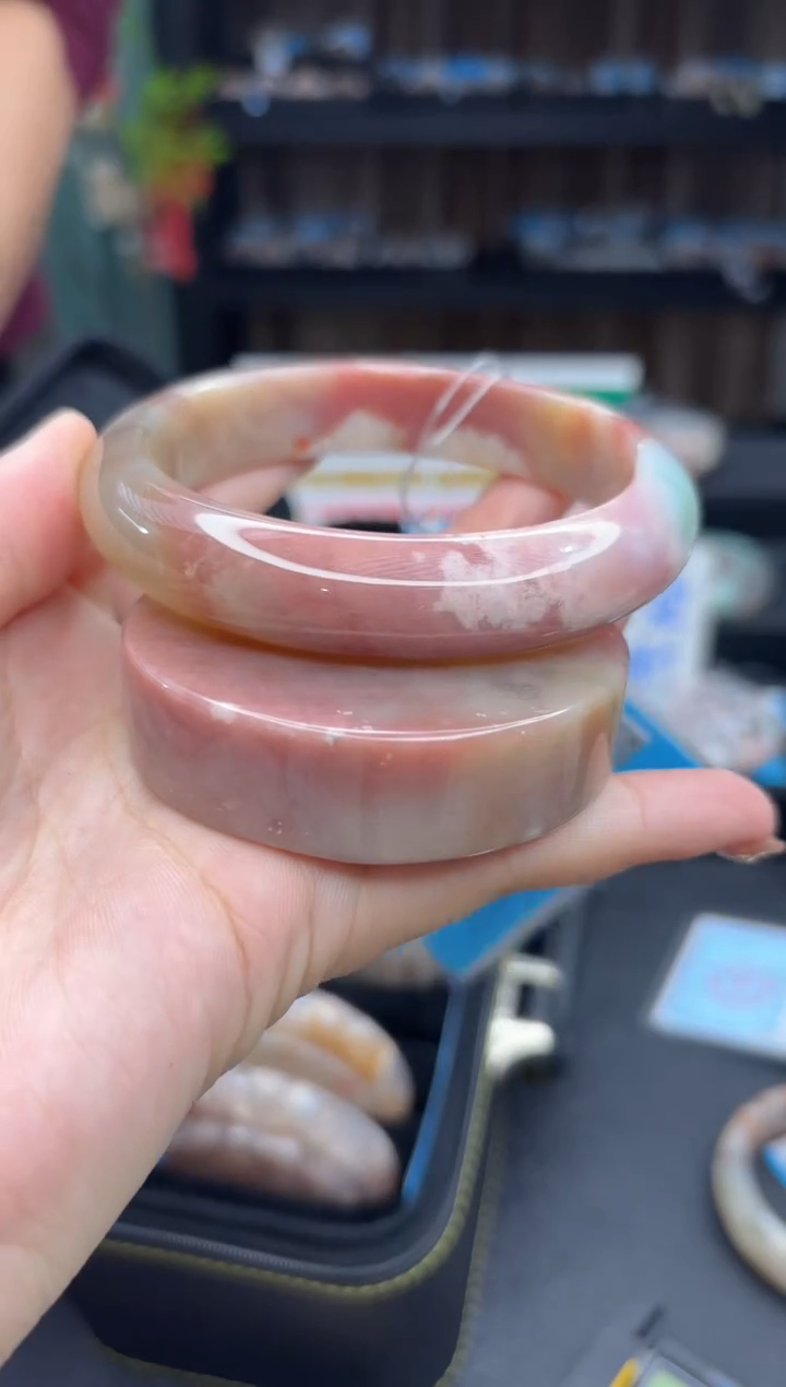 【闪购商品】石英质玉手镯未镶嵌879（64圈赠送镯心）