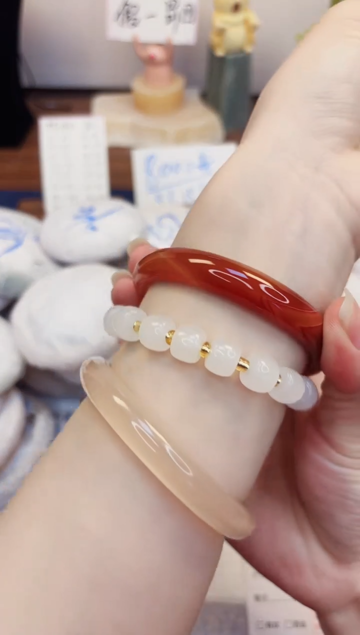 【闪购商品】石英质玉手镯未镶嵌498-玛瑙-圈口59