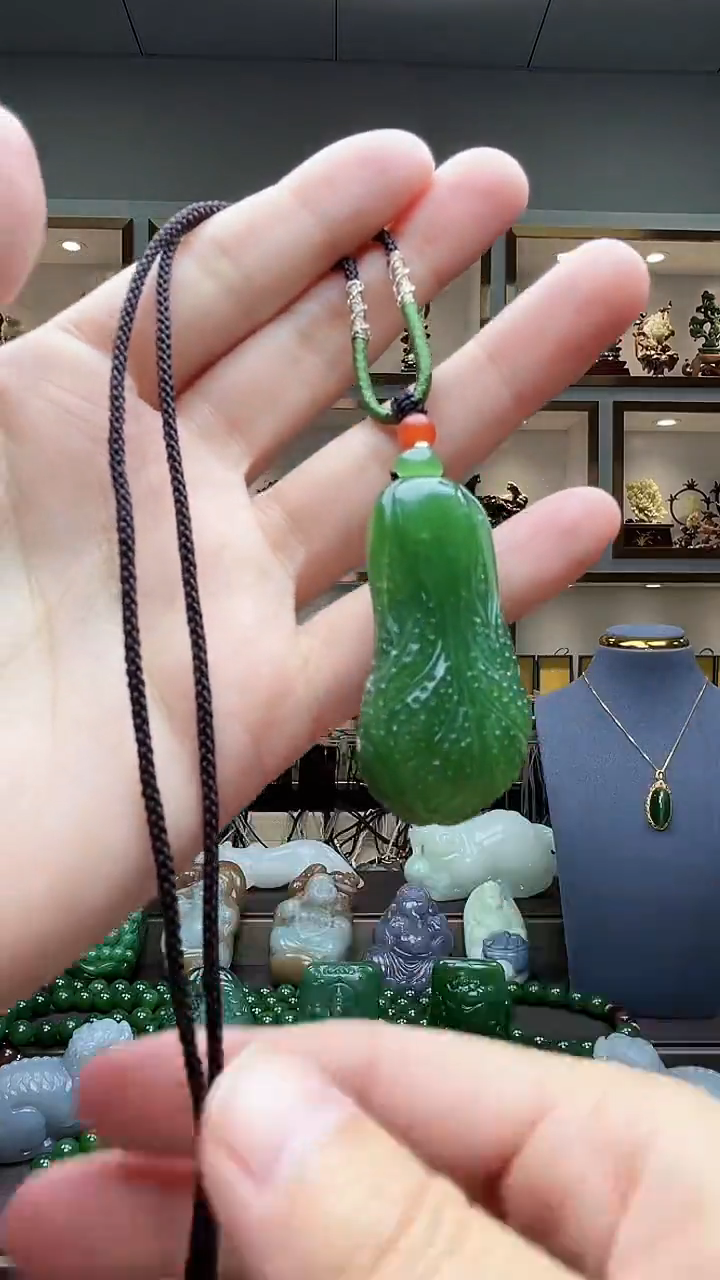 【闪购商品】和田玉颈饰未镶嵌苏