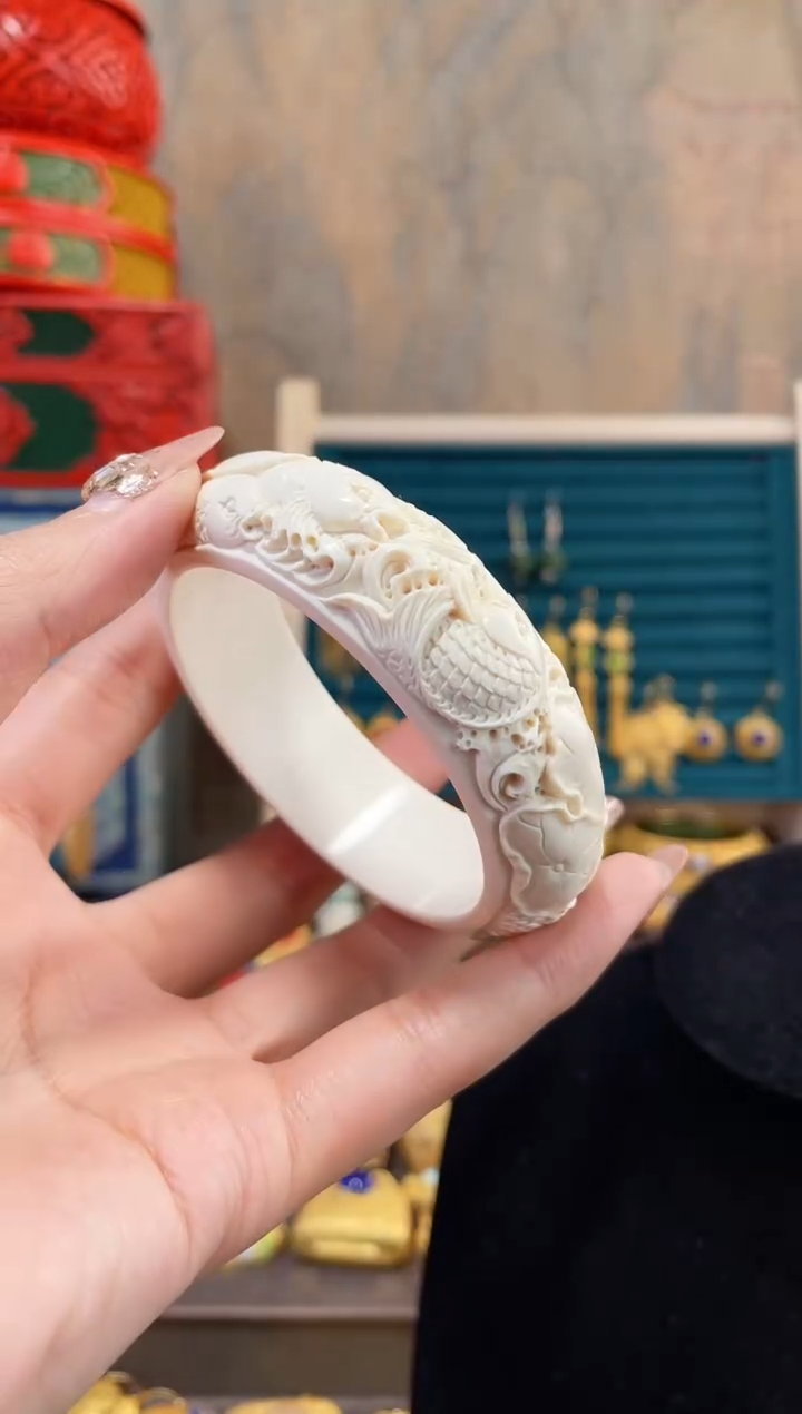 【闪购商品】非遗绝技雕刻镯子鱼54-57