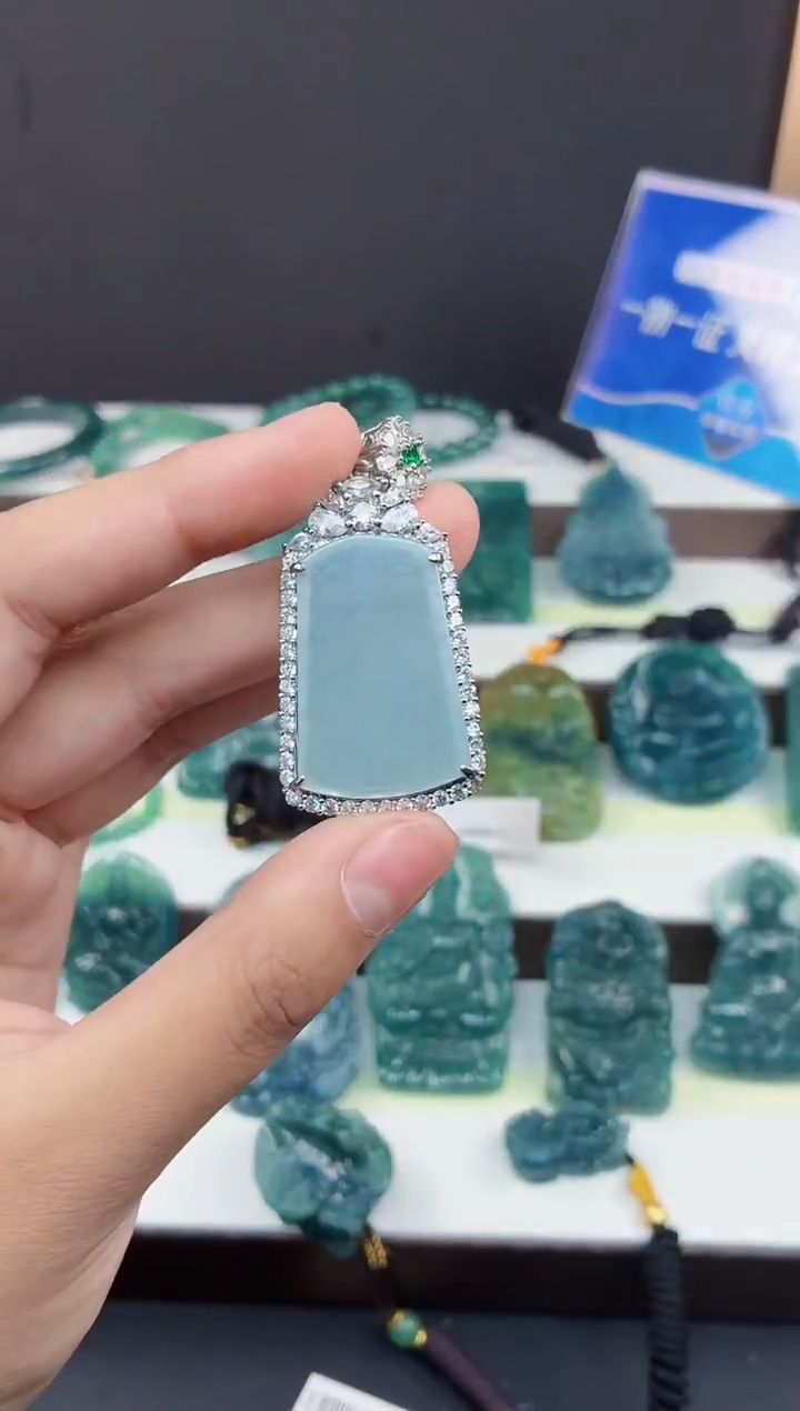 颈饰未镶嵌翡翠DLZ25120915