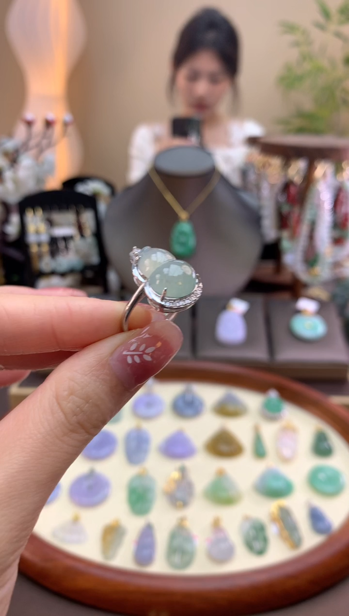 【闪购商品】翡翠颈饰银S925镶嵌戒指