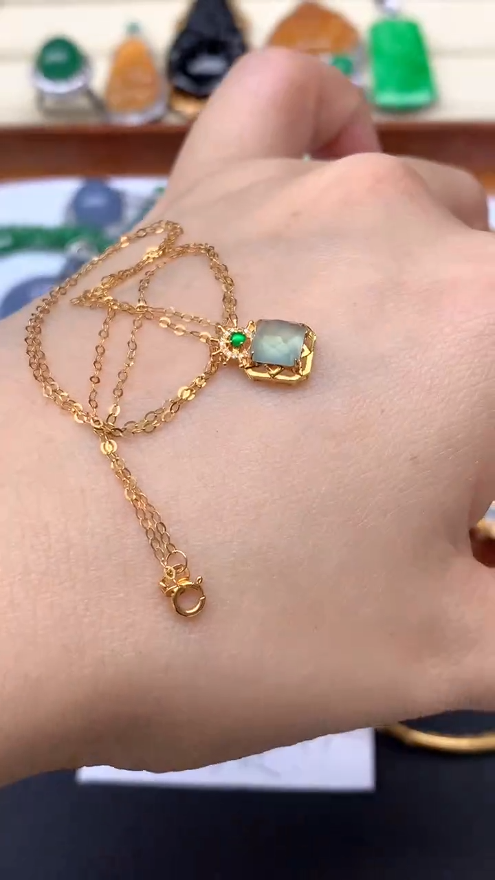 【闪购商品】翡翠颈饰未镶嵌188-天然翡翠