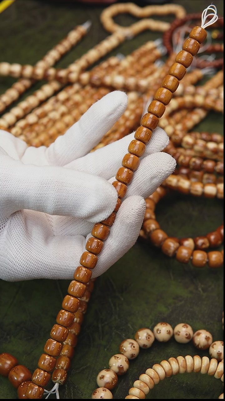 吊坠紫金鼠最***～小海定闪黄金甲老型