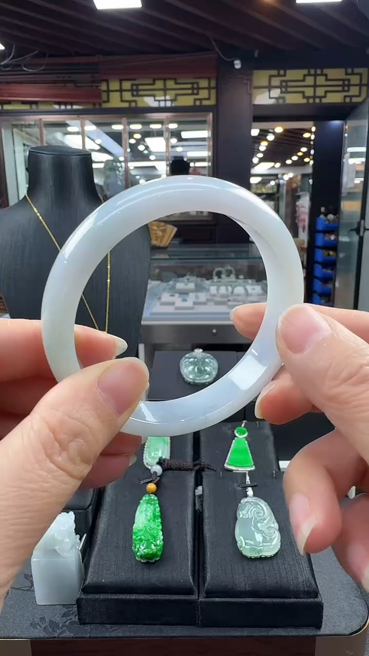 未镶嵌手镯翡翠金*翡翠手镯有纹