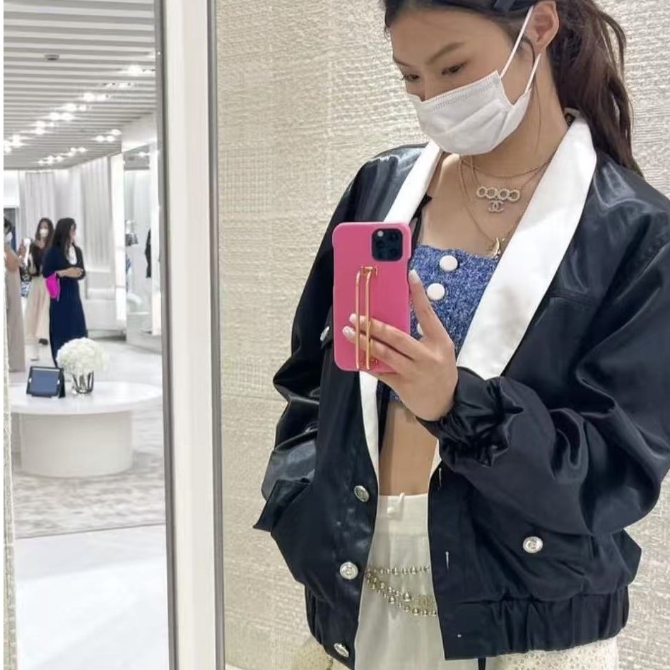 99新 Chanel/香奈儿  黑白缎面丝绸外套 34码 