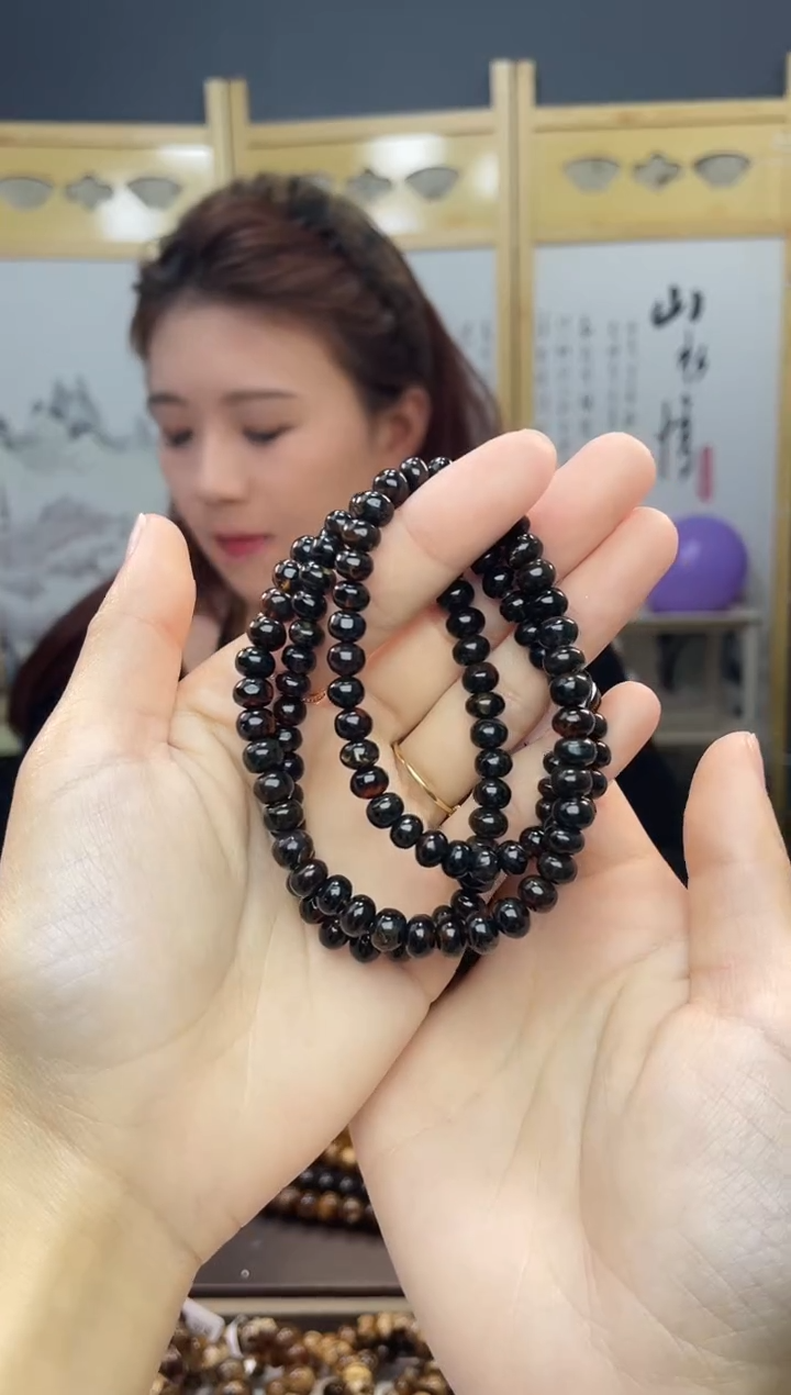 【闪购商品】琥珀裸石未镶嵌6+翳珀108