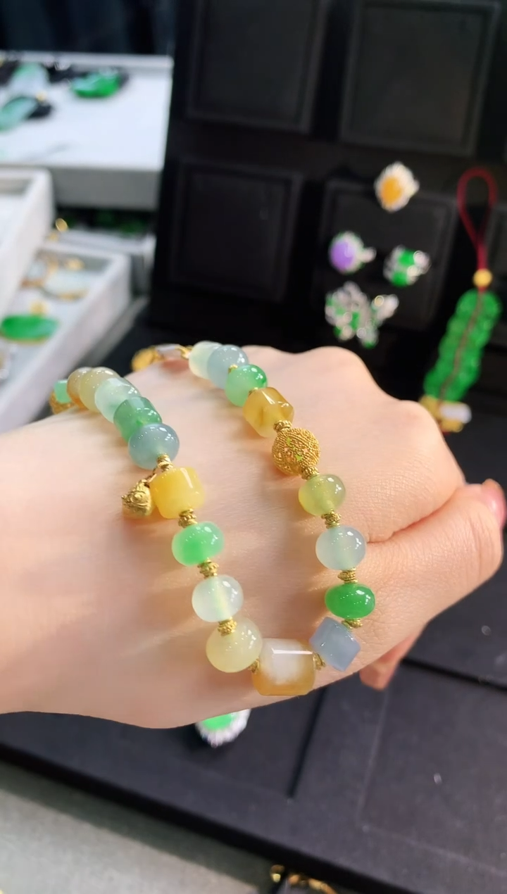 【闪购商品】翡翠手链18K金镶嵌手链