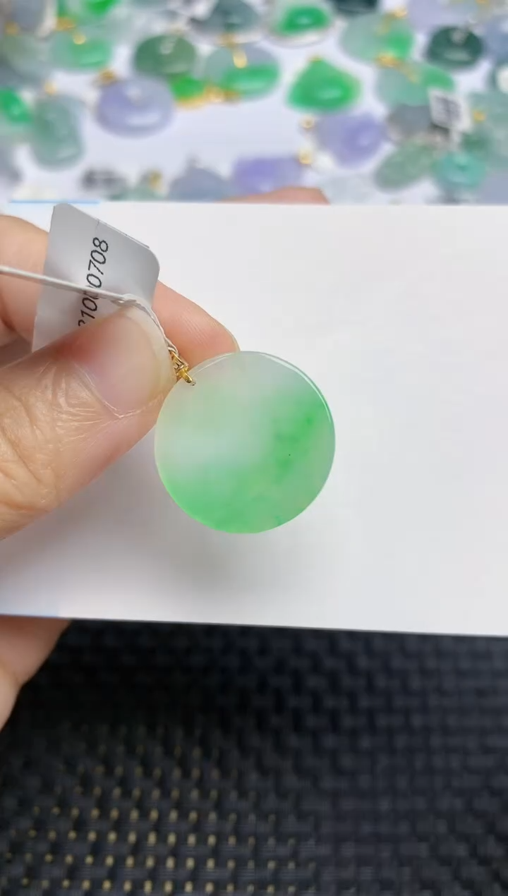 翡翠18K金镶嵌颈饰天然缅甸A货翡翠百元以上9元证书费自理