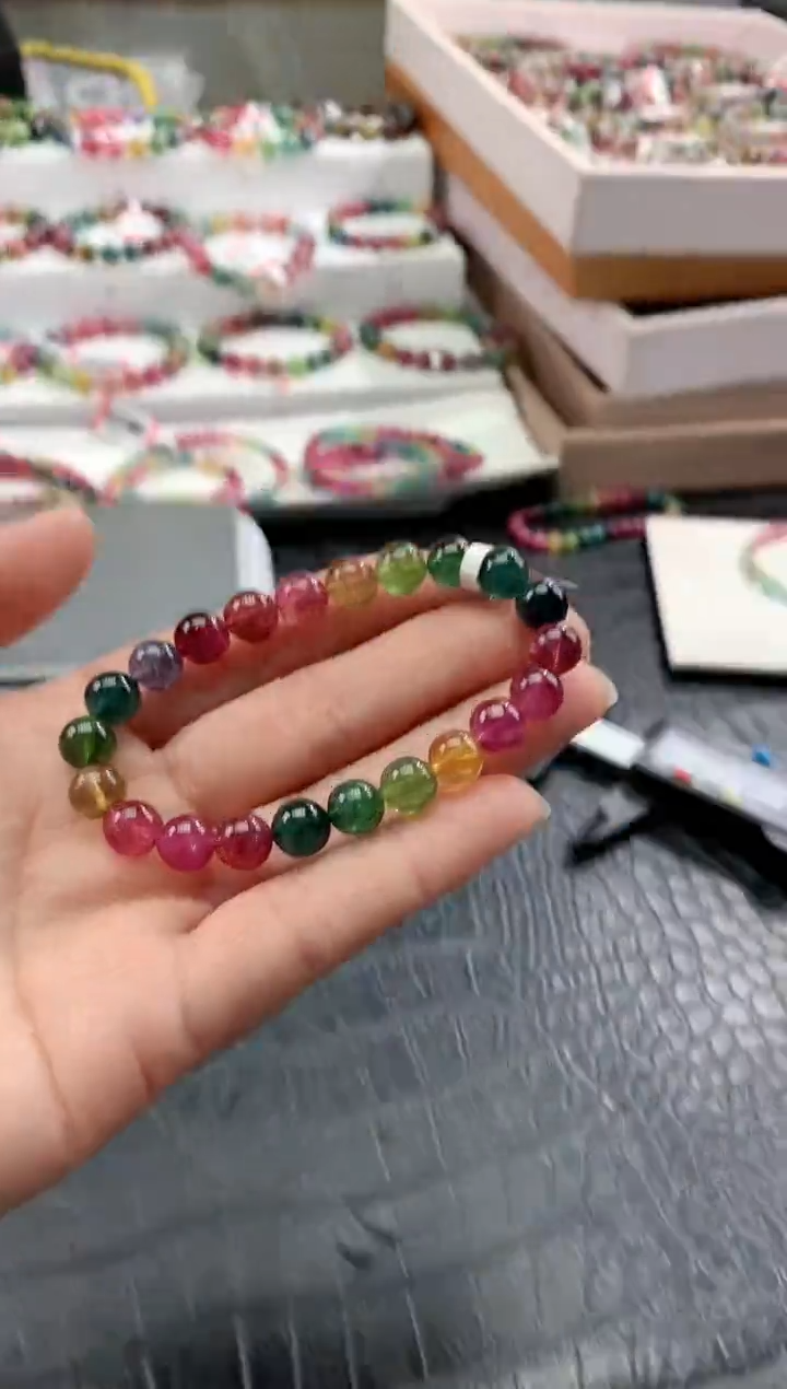 【闪购商品】碧玺手链未镶嵌多样性发一条