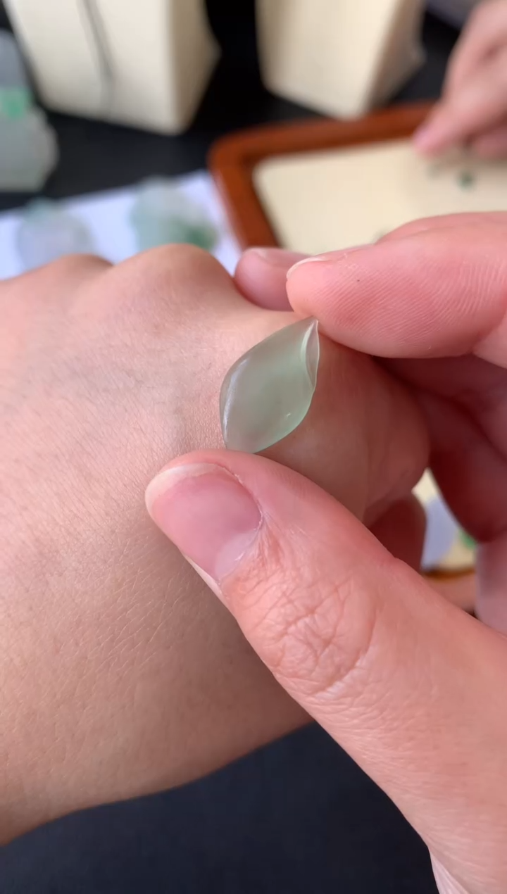 【闪购商品】定制翡翠未镶嵌翡翠