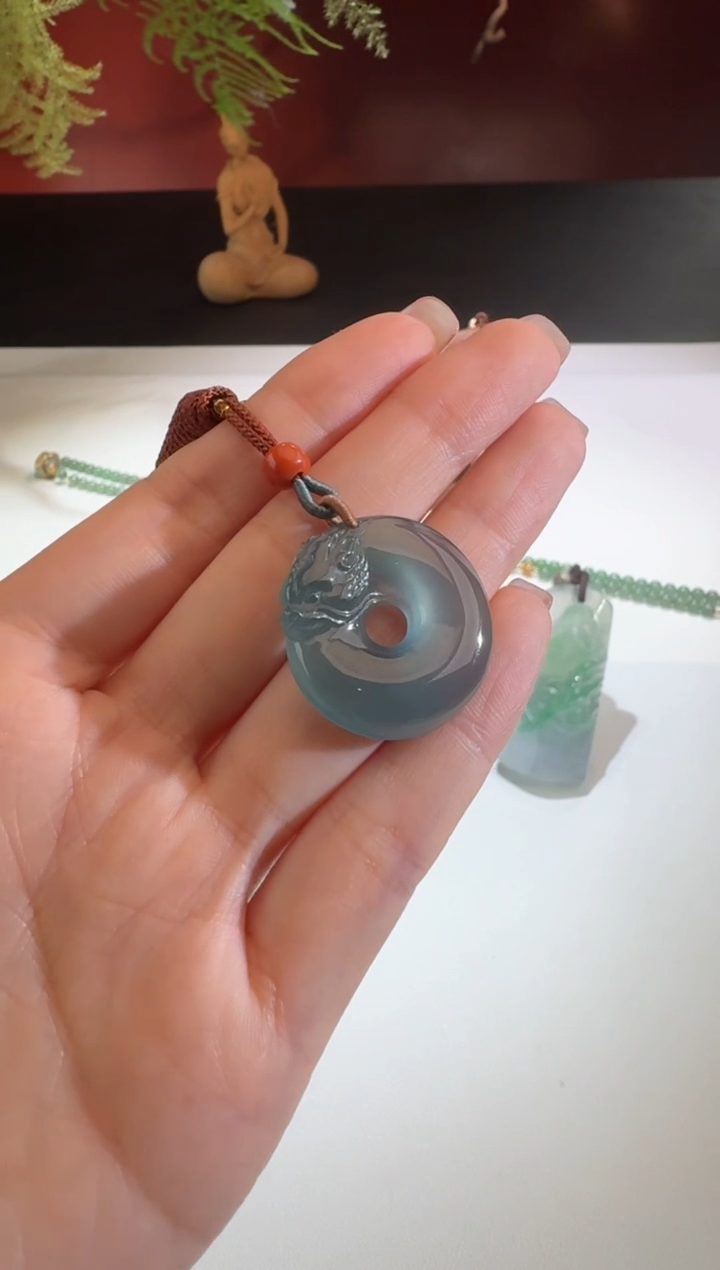 【闪购商品】翡翠颈饰未镶嵌【舒雅】