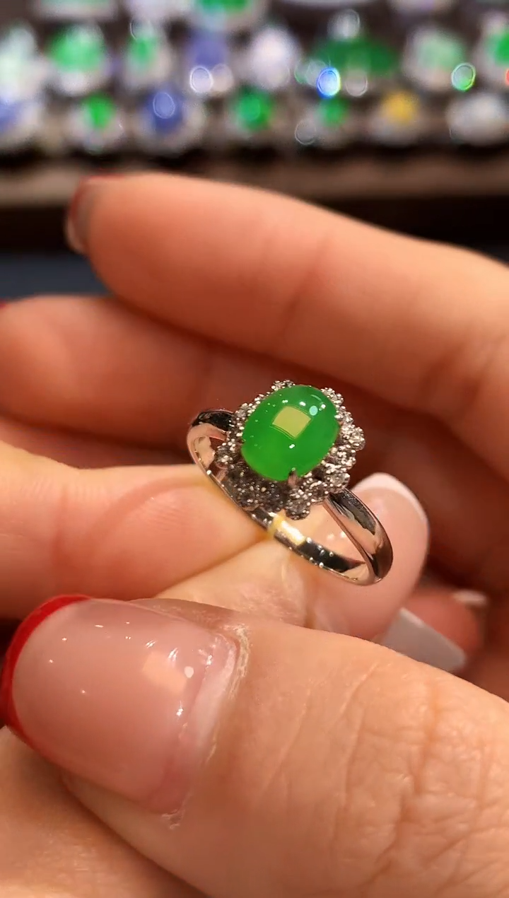 18K金镶嵌戒指翡翠A1 