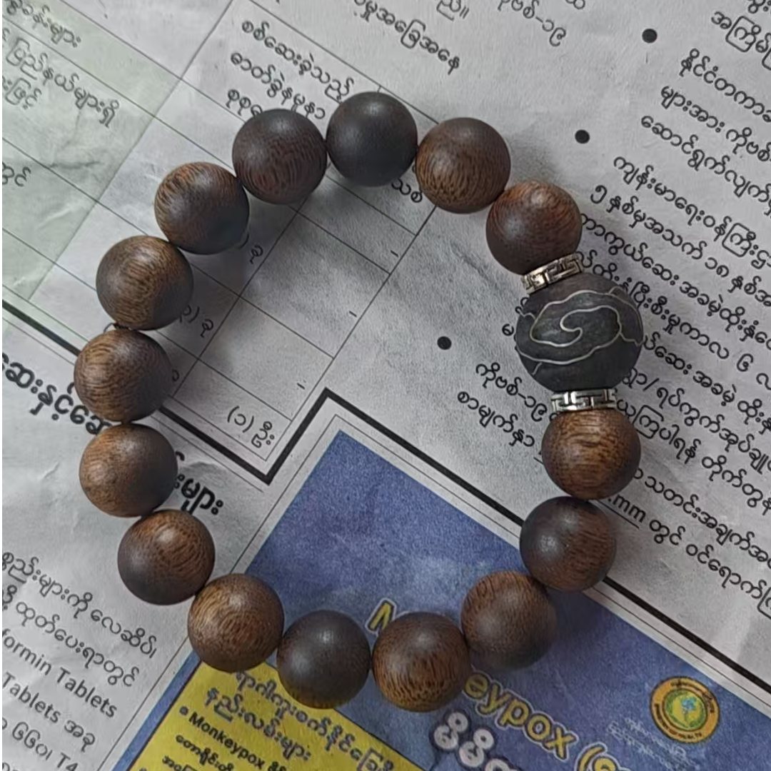 QH31G沉香手串1.2CM+沉香木圆珠银丝镶嵌（多样性发货）