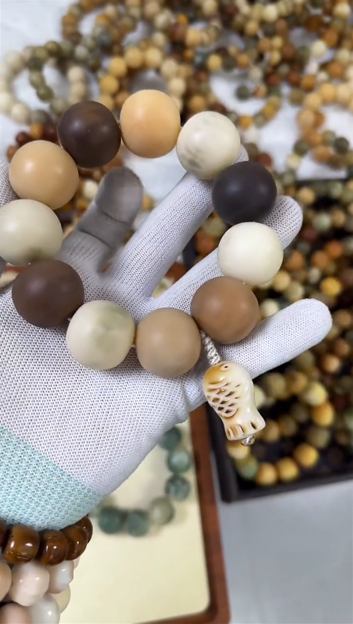 【闪购商品】白玉菩提手串25*手工干磨多宝苹果园大卡