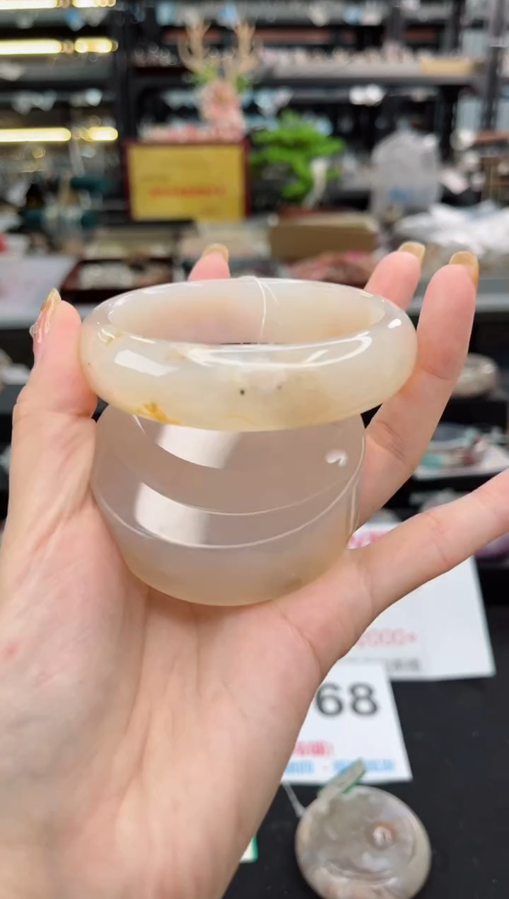 【闪购商品】石英质玉手镯未镶嵌63圈口（赠品镯心）1510202