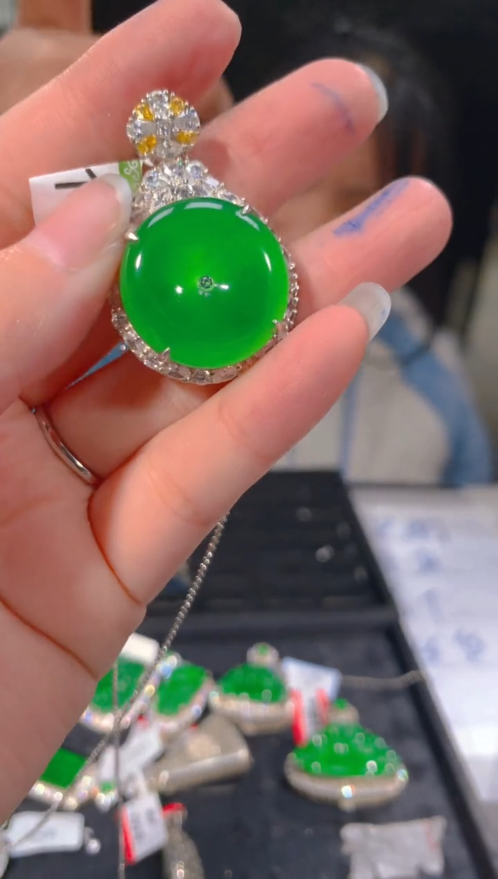 【闪购商品】定制翡翠未镶嵌108多样性发货（发其一）