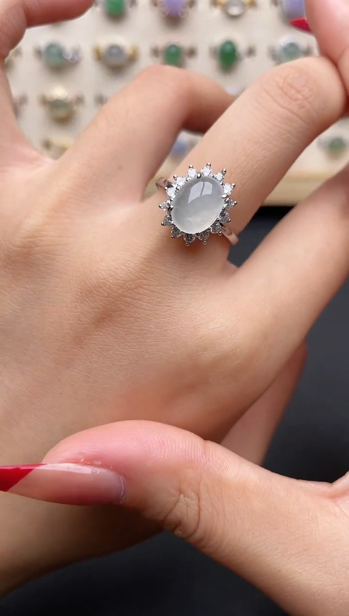 【闪购商品】翡翠戒指银S925镶嵌一物一证一礼盒