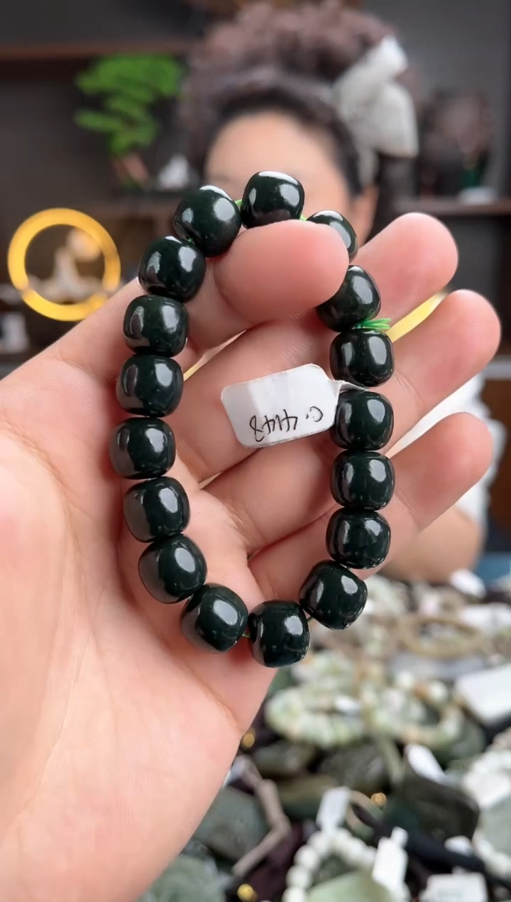 和田玉未镶嵌颈饰多样性发货，一物一拍