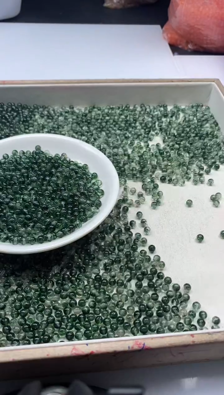 【闪购商品】水晶颈饰未镶嵌w140绿幽灵烤色4mm*30颗