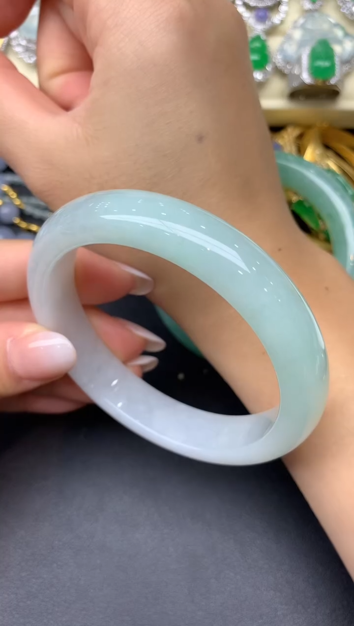 翡翠手镯未镶嵌311-雪姐翡翠天天见