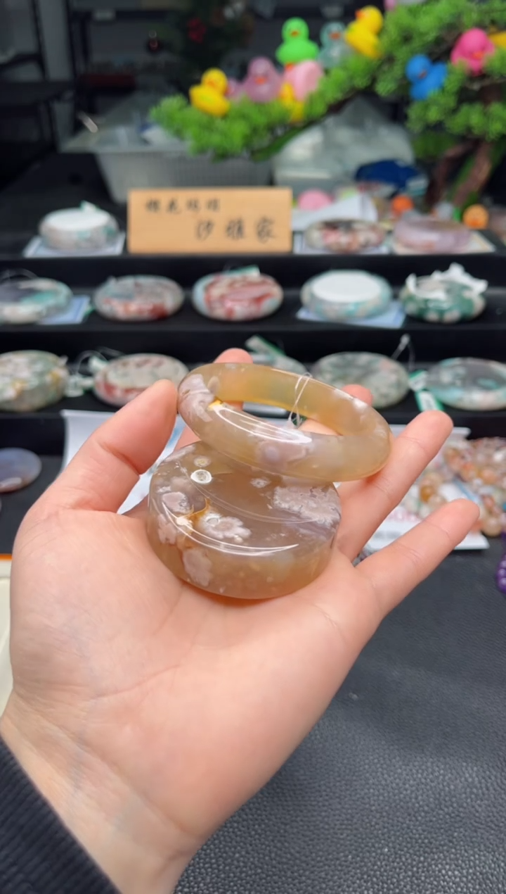 石英质玉未镶嵌手镯57圈口（赠品镯心）3321788